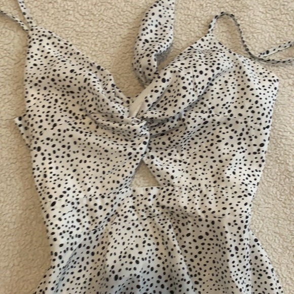 White polka dot dress from Shein. - Picture 4 of 6